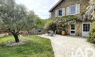 Maison 9 Pièces 400 m² à vendre à Véranne (42520)