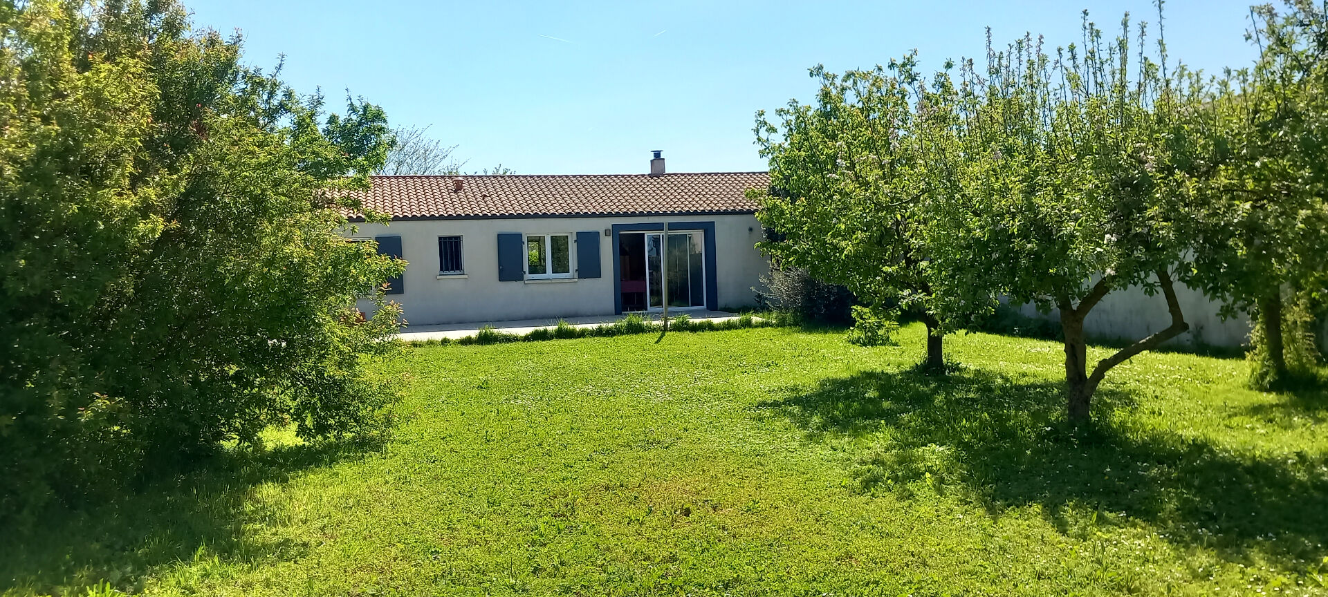 Villa / Maison  T6 à vendre Montroy 17220