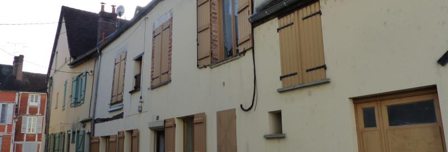 Immeuble  240 m² à vendre à Saint-Florentin (89600)