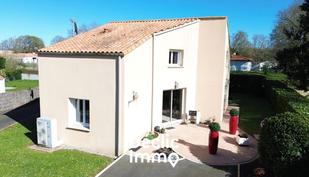 Villa / Maison 6 pièces  à vendre Venansault 85190