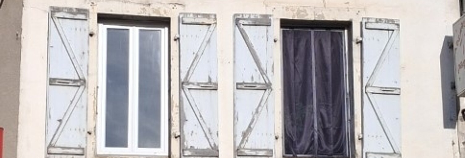 Immeuble  141 m² à vendre à Saint-Girons (09200)