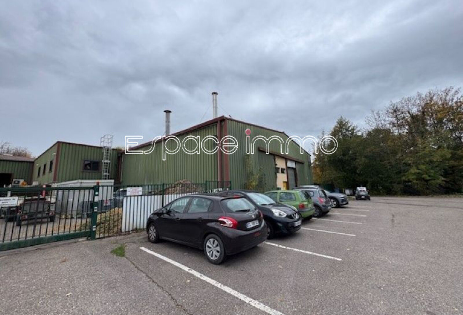 LOCAL COMMERCIAL VENDU LOUE - IDEAL INVESTISSEUR - MALAUNAY - 828 m²  - PARKING — photo 1