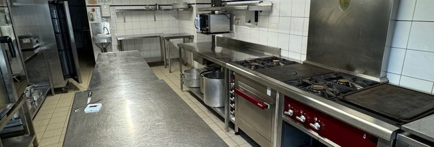 Commerce  167 m² à louer à Ustaritz (64480)