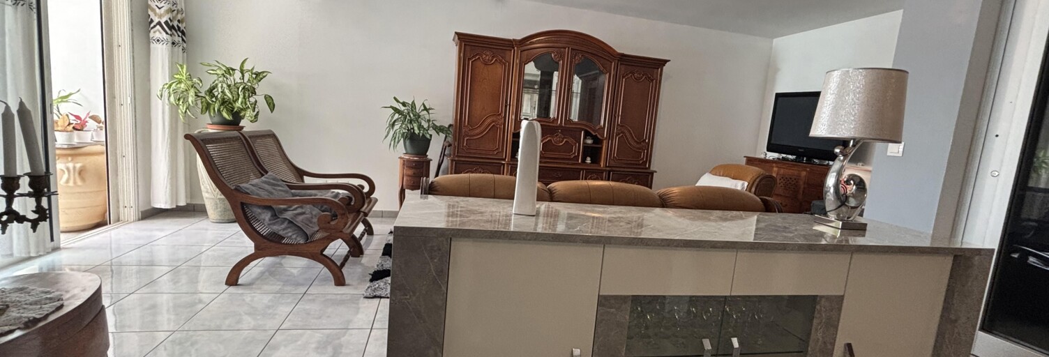 Maison 13 Pièces 369 m² à vendre à Le Tampon (97430)