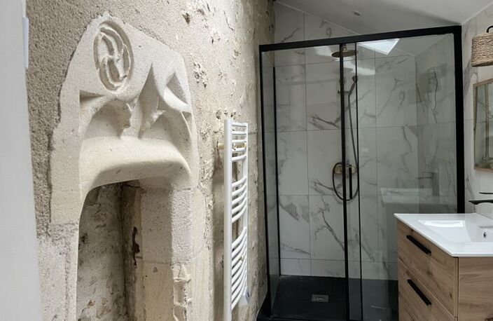 Maison en pierre de 2 pièces principales — photo 3