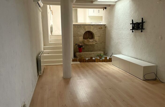 Maison en pierre de 2 pièces principales — photo 5