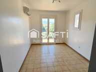 Maison 3 faces, 3 belles chambres, grand garage, piscine et jardin. — photo 4