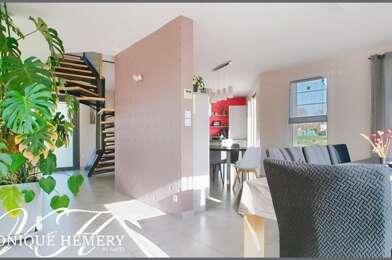 Maison 5 pièces 300000 €