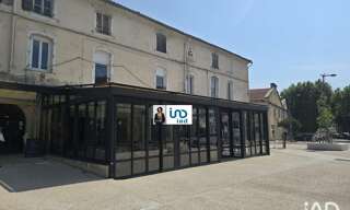 Commerce  240 m² à vendre à Bagnols-sur-Cèze (30200)
