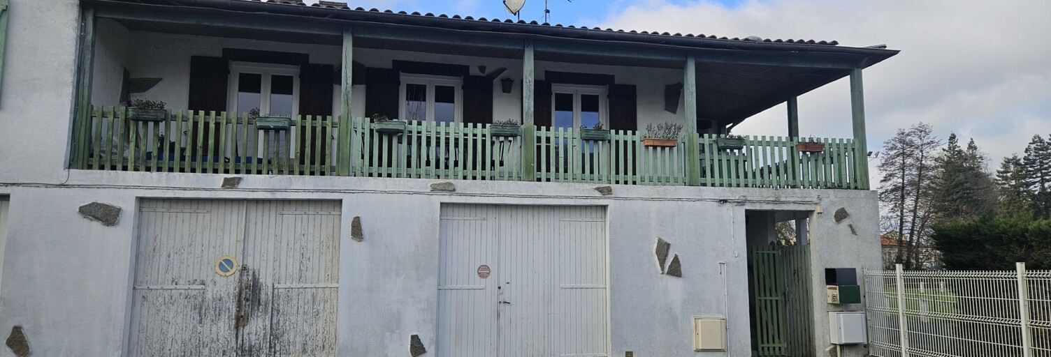 Maison 6 Pièces 160 m² à vendre à Gond-Pontouvre (16160)