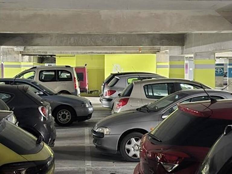 Place de parking ouverte de 0 pièces principales — photo 1