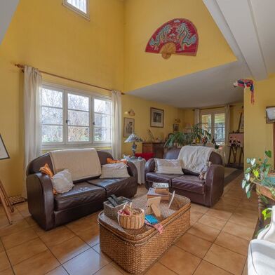 Maison 4 pièces 457600 €