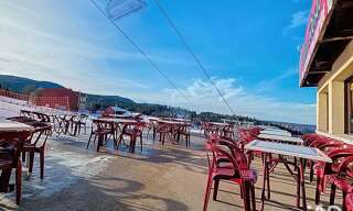 Commerce  138 m² à vendre à Prémanon (39220)