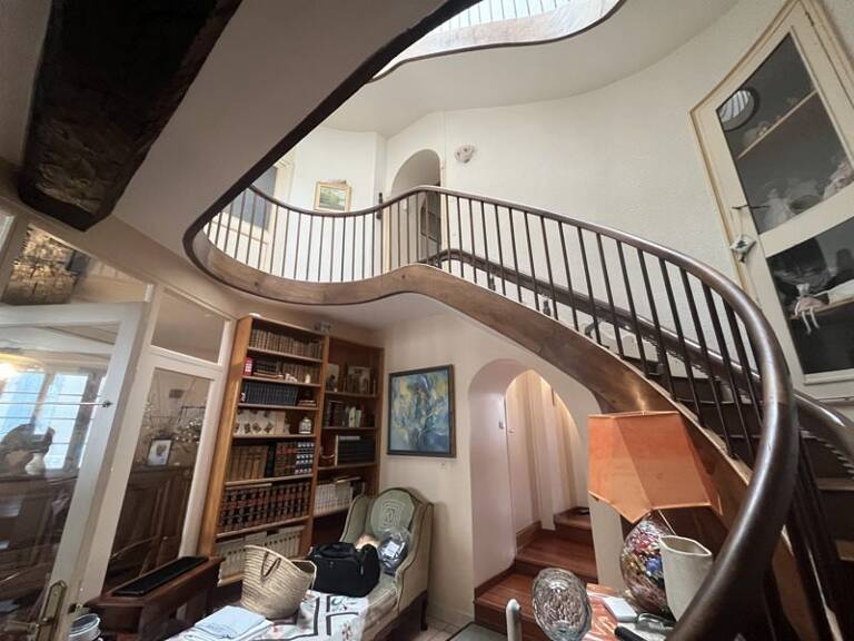 Maison de ville de 6 pièces principales — photo 1