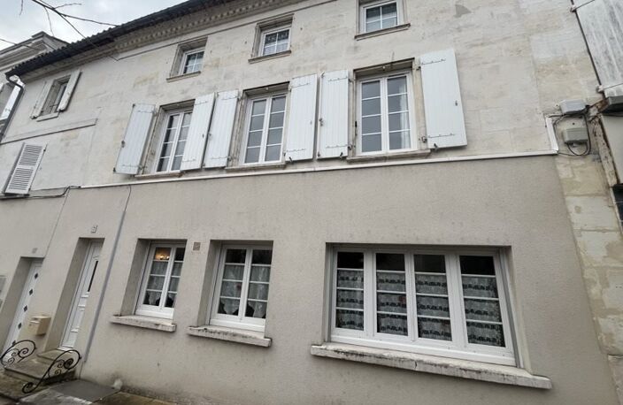 Maison de ville de 6 pièces principales — photo 2