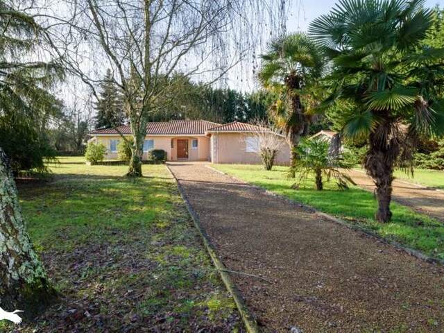 Maison 6 pièces 133 m² à Fargues — photo du bien