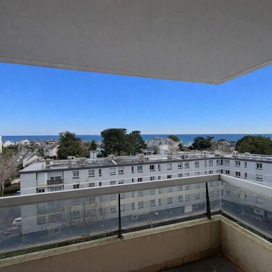 Appartement 3 pièces 220500 €