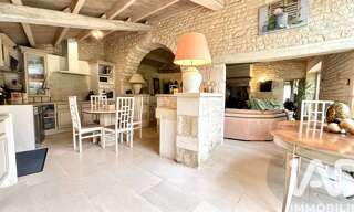 Maison 8 Pièces 365 m² à vendre à Montroy (17220)
