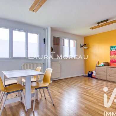 Appartement 4 pièces 259000 €