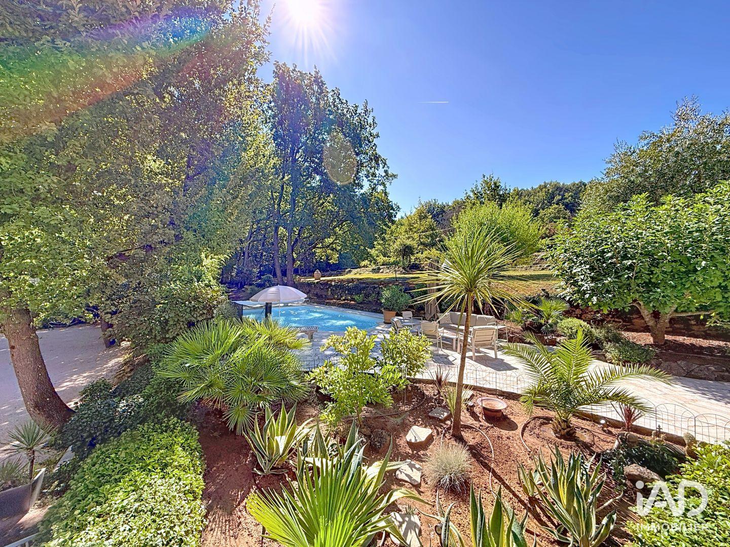 Trets - 160m² - 5p. - 3ch.