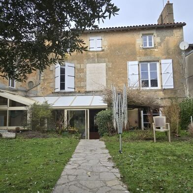 Maison 8 pièces 204000 €