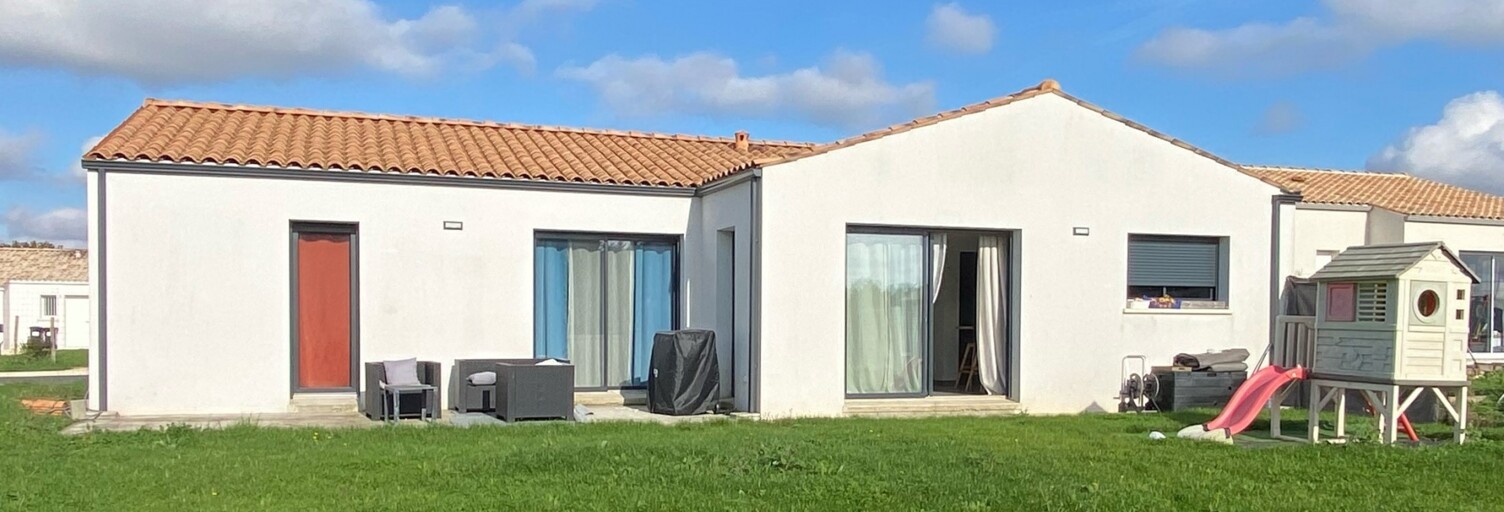 Maison 4 Pièces 105 m² à vendre à Saint-Romain-de-Benet (17600)