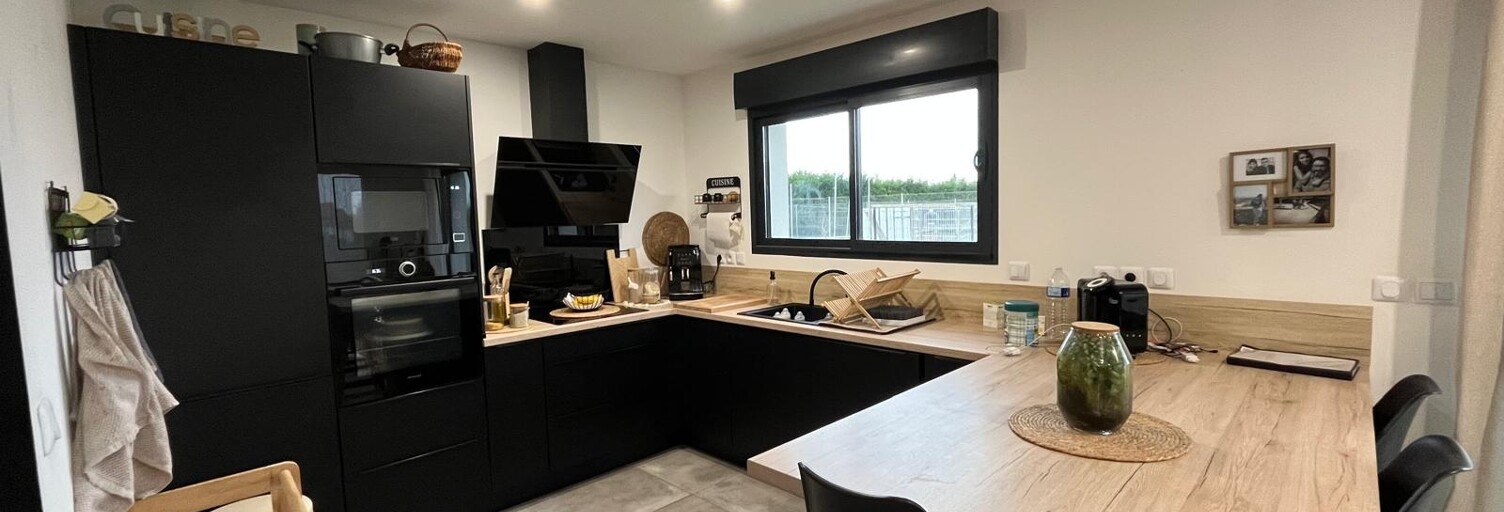 Maison 4 Pièces 104 m² à vendre à Saint-Romain-de-Benet (17600)