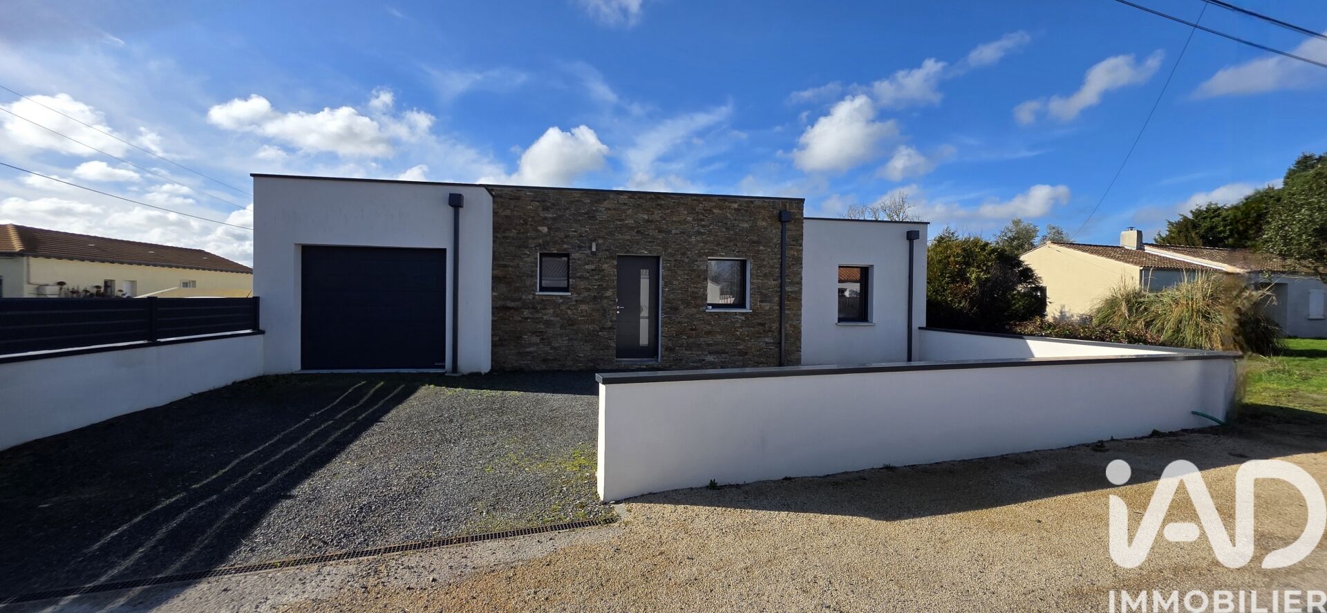 St-Philbert-De-Grand-Lieu - 77m² - 4p. - 2ch.