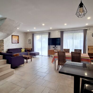 Maison 4 pièces 379000 €