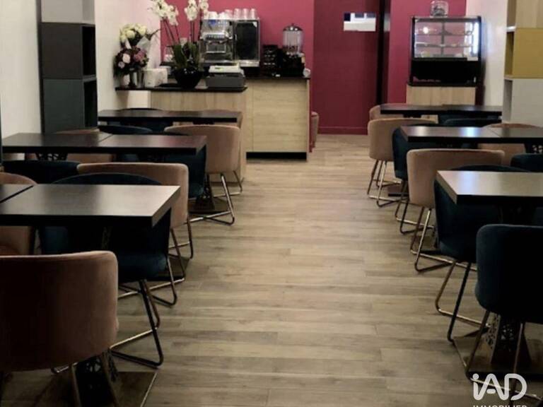 Vente Boutique/Local commercial 90 m&sup2; — photo 1