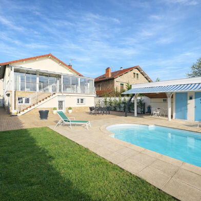 Maison 7 pièces 389000 €