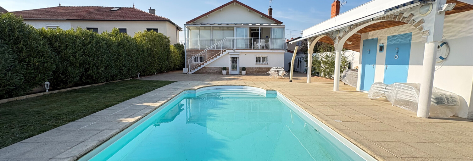 Maison 7 Pièces 175 m² à vendre à Riorges (42153)