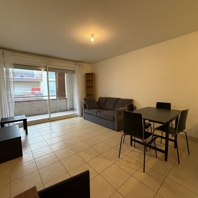 Appartement 2 pièces 746 €