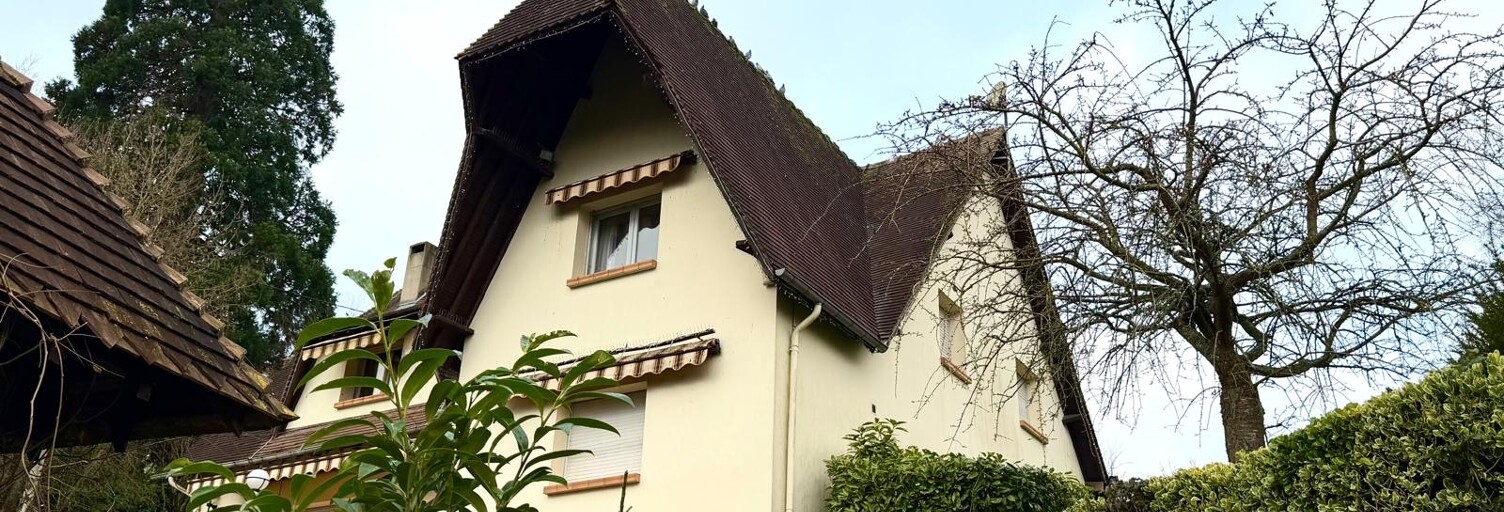 Maison 7 Pièces 222 m² à vendre à Saint-Ouen-du-Tilleul (27670)