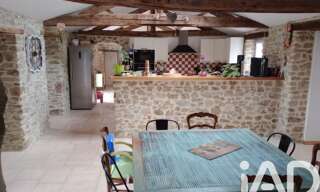 Maison 10 Pièces 235 m² à vendre à Saint-Père-en-Retz (44320)