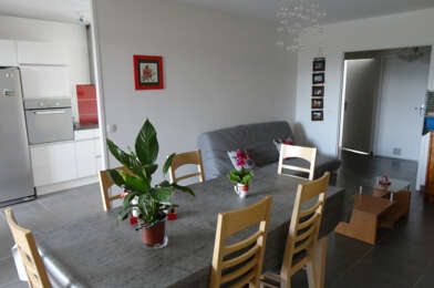 Appartement 3 pièces 873 €