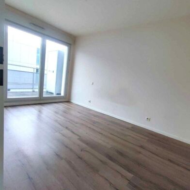Appartement 2 pièces 985 €