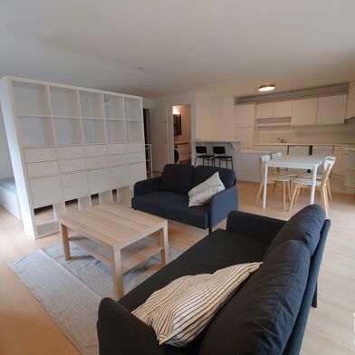 Appartement 1 pièces 905 €