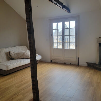 Appartement 3 pièces 900 €