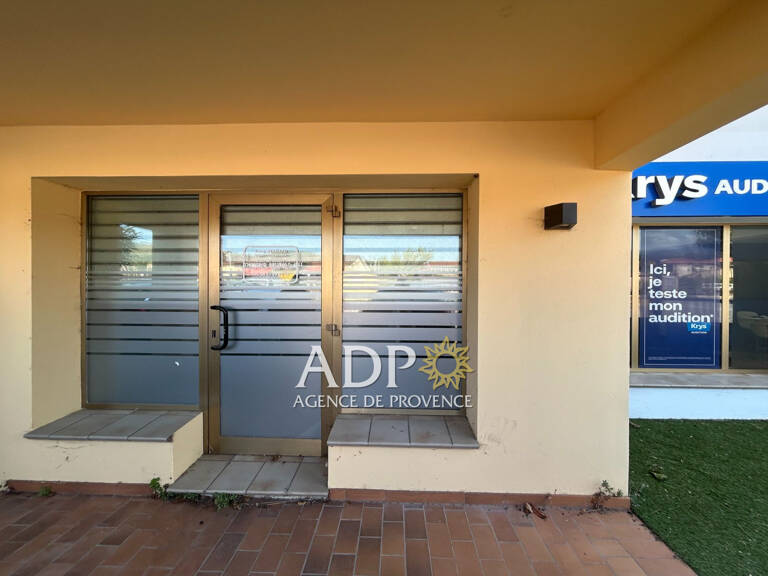 professionnel local commercial — photo 1