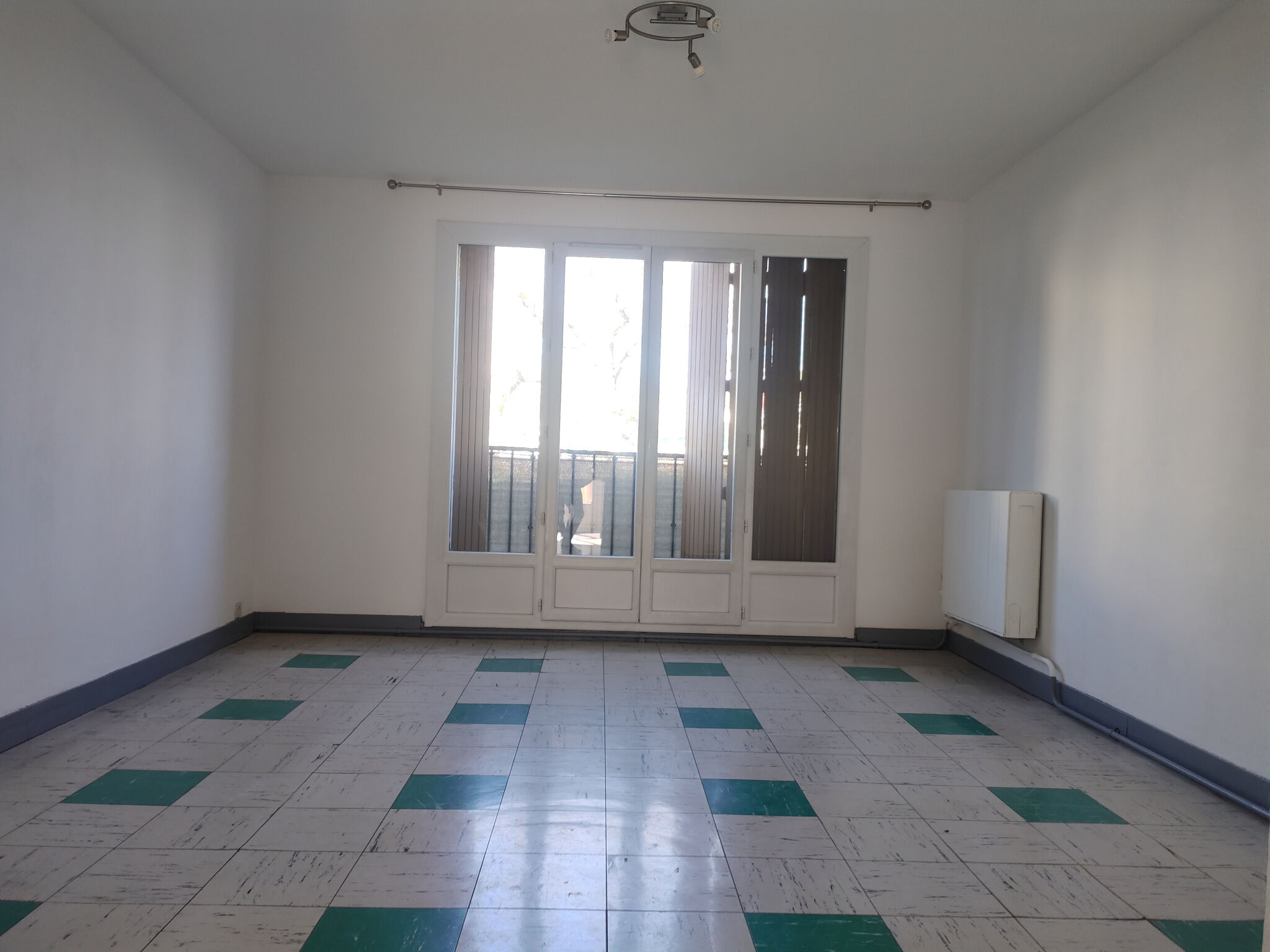 Appartement  T3 à louer Aubagne 13400