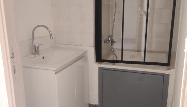 Appartement 3 pièces  à louer Aubagne 13400