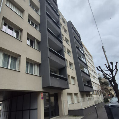 Appartement 3 pièces 720 €