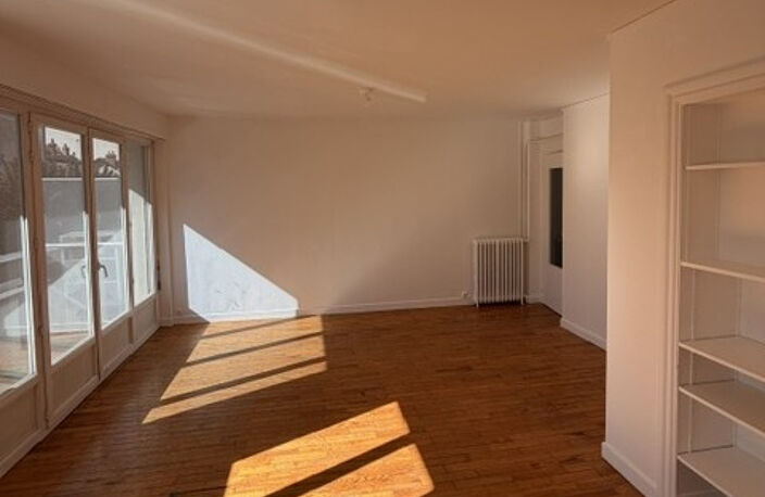 T3 - Balcon et garage - Boulevard Lafayette — photo 3