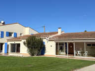 Maison à la campagne, proche du centre sans aucun vis-à-vis. — photo 2