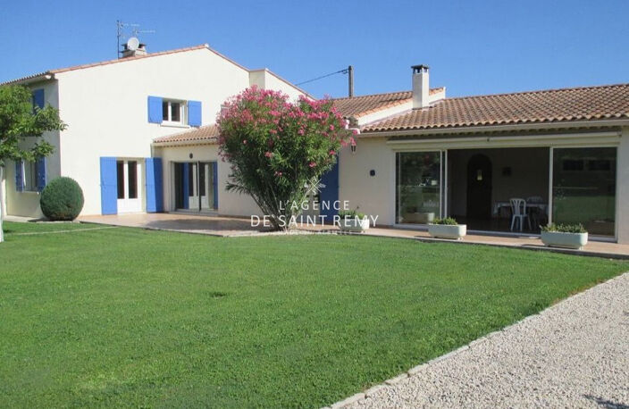 Maison à la campagne, proche du centre sans aucun vis-à-vis. — photo 3