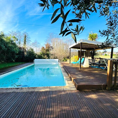 Maison 9 pièces 495000 €