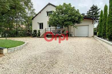 Maison 3 pièces 1160 €