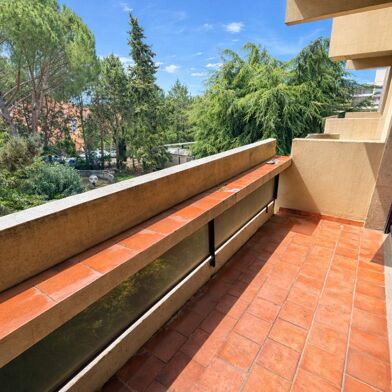Appartement 3 pièces 341250 €