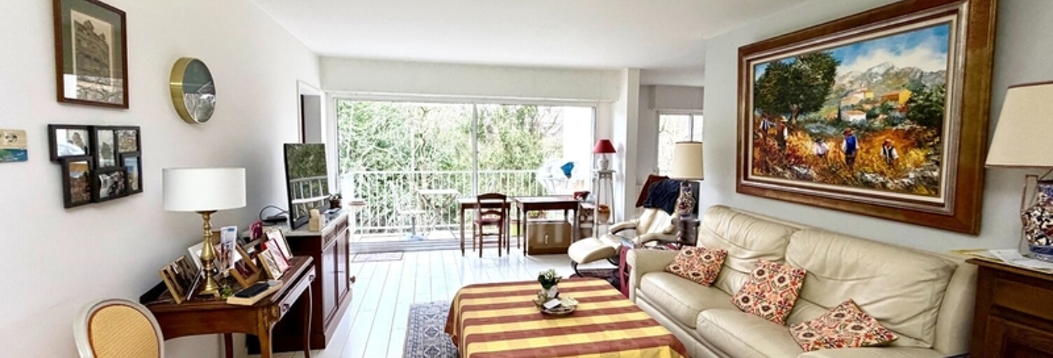 Appartement 4 Pièces 97 m² à vendre à Lisieux (14100)